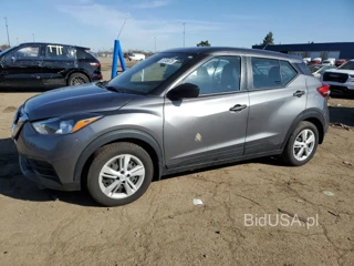 NISSAN KICKS S S