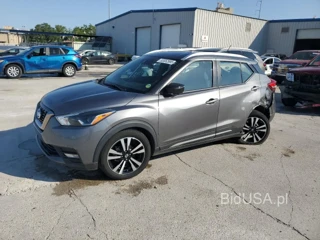 NISSAN KICKS SR SR