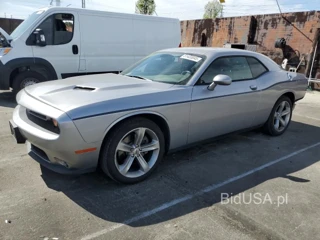 DODGE CHALLENGER SXT