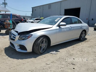 MERCEDES-BENZ E 300 300