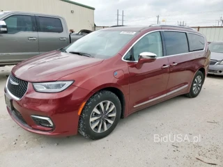 CHRYSLER PACIFICA H HYBRID LIMITED