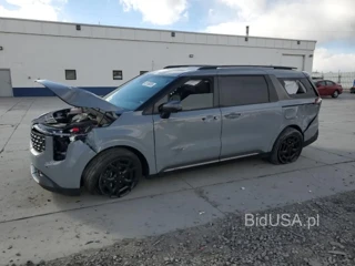 KIA CARNIVAL S SX
