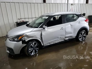 NISSAN KICKS SR SR