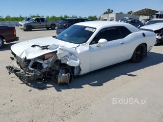 DODGE CHALLENGER SXT