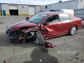 VOLKSWAGEN PASSAT SE SE