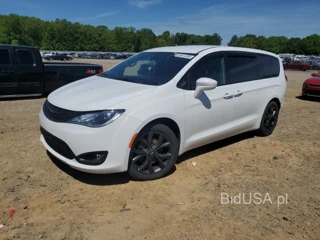 CHRYSLER PACIFICA T TOURING PLUS