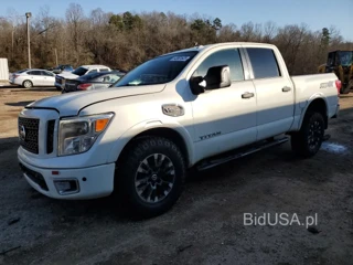 NISSAN TITAN SV SV