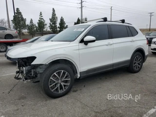 VOLKSWAGEN TIGUAN SE SE