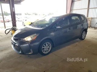 TOYOTA PRIUS V