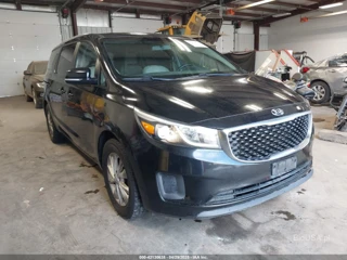 KIA KIA SEDONA LX