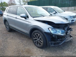 VOLKSWAGEN VOLKSWAGEN TIGUAN 2.0T SE/2.0T SE R-LINE BLACK/2.0T SEL