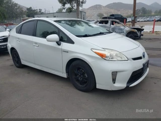 TOYOTA TOYOTA PRIUS TWO