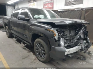 TOYOTA TOYOTA TUNDRA PLATINUM 4WD