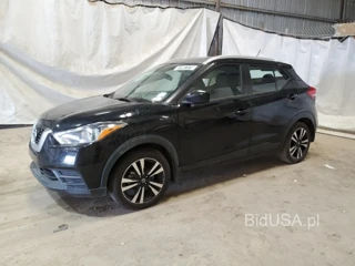 NISSAN KICKS SV SV