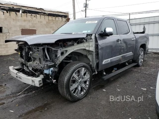 TOYOTA TUNDRA CRE CREWMAX CAPSTONE