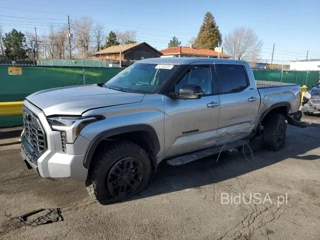 TOYOTA TUNDRA CRE CREWMAX LIMITED