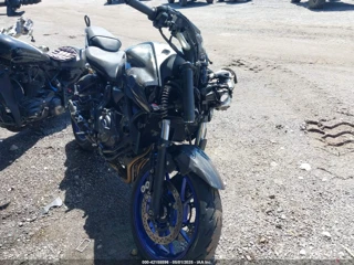 YAMAHA YAMAHA MT07