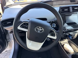TOYOTA TOYOTA PRIUS