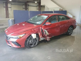 HYUNDAI ELANTRA SE SEL