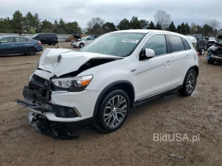 MITSUBISHI OUTLANDER ES