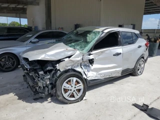 NISSAN KICKS S S