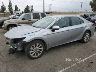 TOYOTA CAMRY LE LE