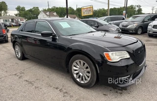 CHRYSLER 300