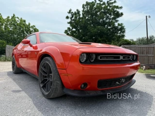 DODGE CHALLENGER R/T SCAT PACK