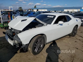 DODGE CHALLENGER SXT