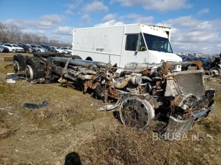 FREIGHTLINER CONVENTION CORONADO 132