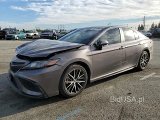 TOYOTA CAMRY SE SE