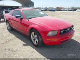FORD FORD MUSTANG V6 PREMIUM