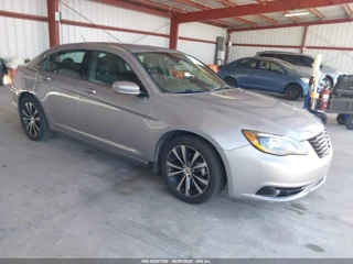 CHRYSLER CHRYSLER 200 TOURING