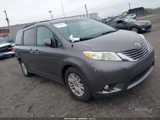 TOYOTA TOYOTA SIENNA XLE V6 8 PASSENGER