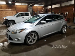 FORD FOCUS TITA TITANIUM