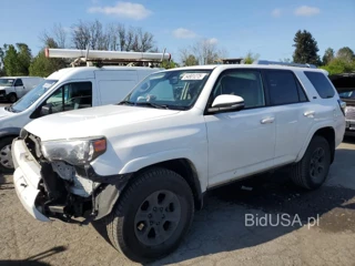 TOYOTA 4RUNNER SR SR5/SR5 PREMIUM
