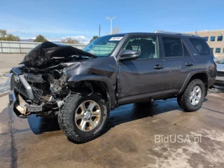 TOYOTA 4RUNNER SR SR5/SR5 PREMIUM