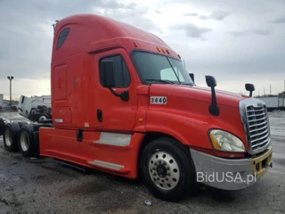 FREIGHTLINER CASCADIA 1