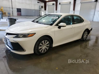 TOYOTA CAMRY LE LE