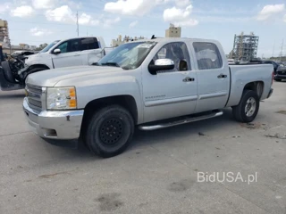 CHEVROLET SILVERADO C1500 LT