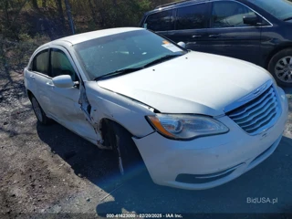 CHRYSLER CHRYSLER 200 LX