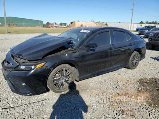 TOYOTA CAMRY SE