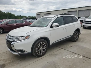 MITSUBISHI OUTLANDER SE