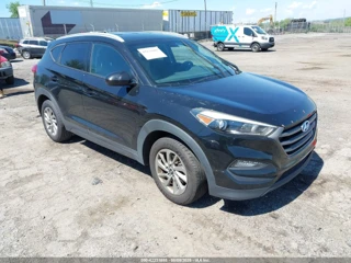 HYUNDAI HYUNDAI TUCSON SE
