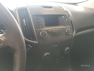 FORD FORD EDGE SE
