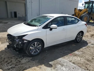 NISSAN VERSA SV SV