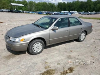 TOYOTA CAMRY CE CE