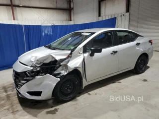 NISSAN VERSA S S