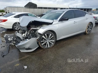 NISSAN ALTIMA SR SR