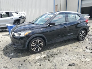 NISSAN KICKS SV SV
